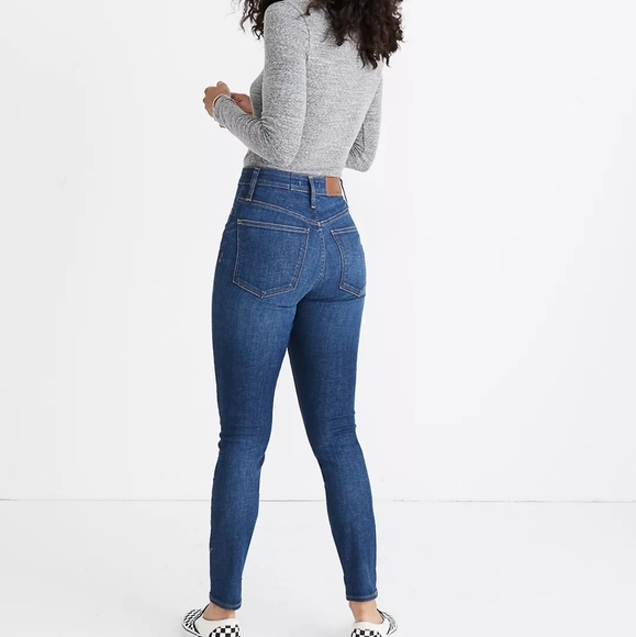 Madewell Curvy High-Rise Skinny Jeans in Moreaux Wash - Picture 8 of 9